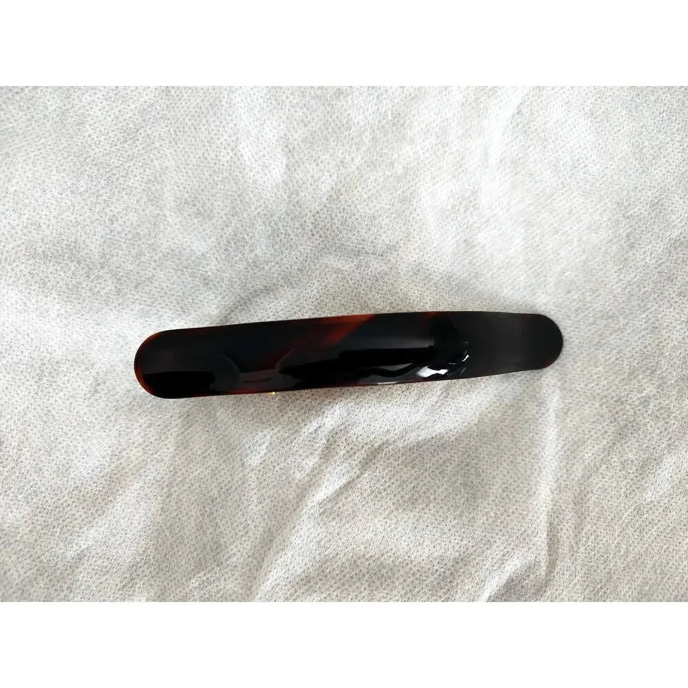 Ficcare hinge scratches one